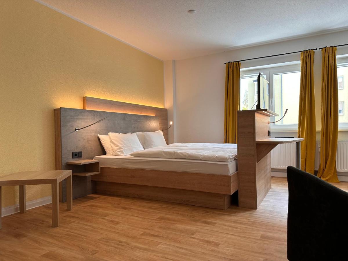 Ferienwohnungen Gaststaette Brauhaus Zwickau Gmbh Kültér fotó